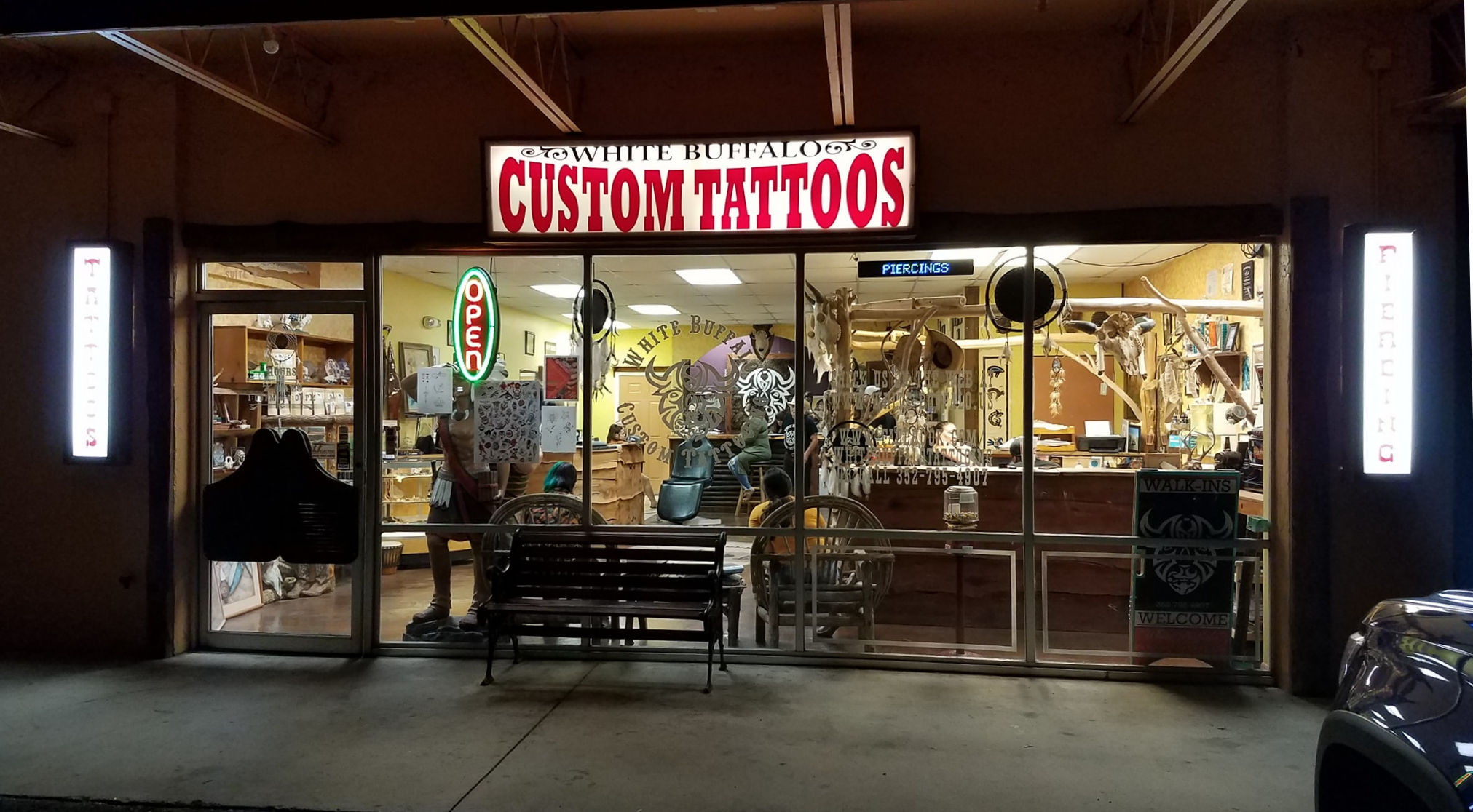 You are currently viewing Choosing Your Perfect Tattoo Artist and Shop: A Comprehensive Guide